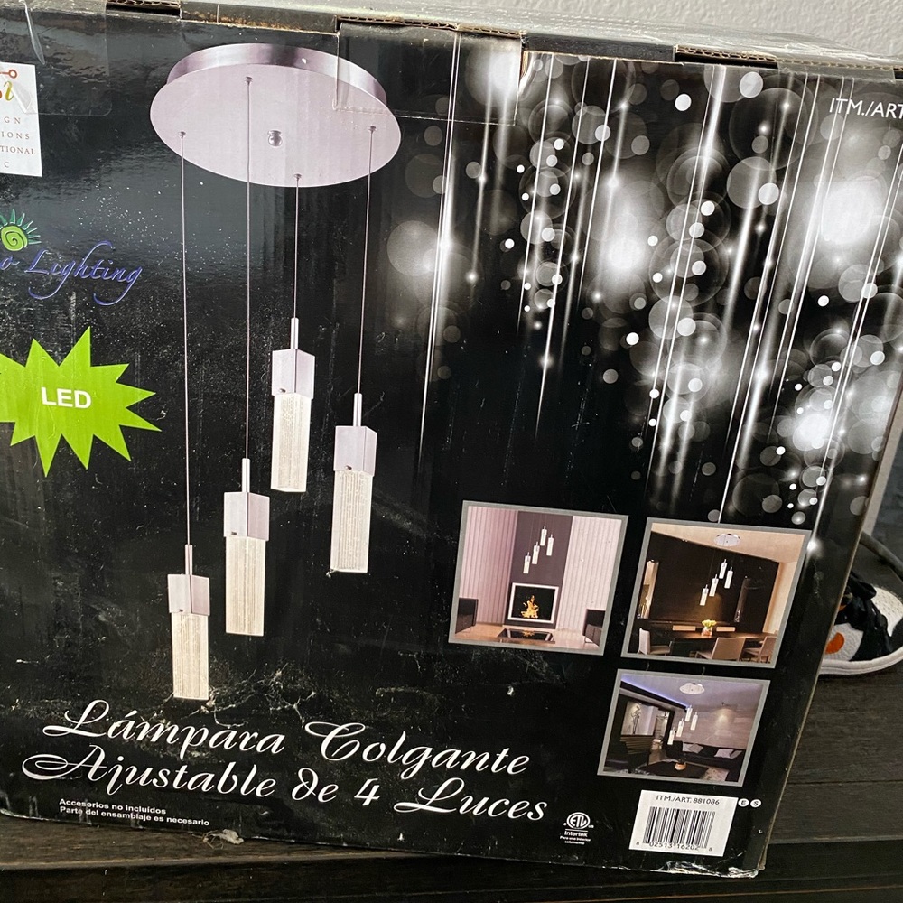 New never opened the box ! LED hanging lights